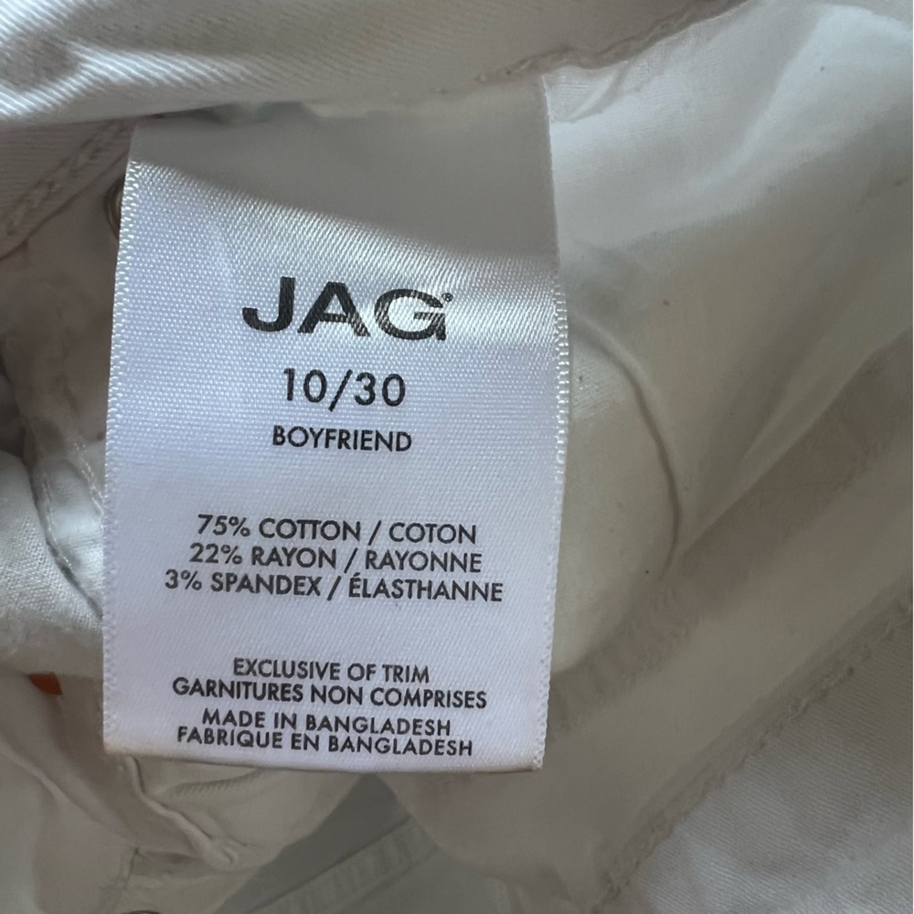 Jag Jeans White Boyfriend Shorts 6" Inseam Women's size 10 /Women's size 30 - Picture 4 of 8